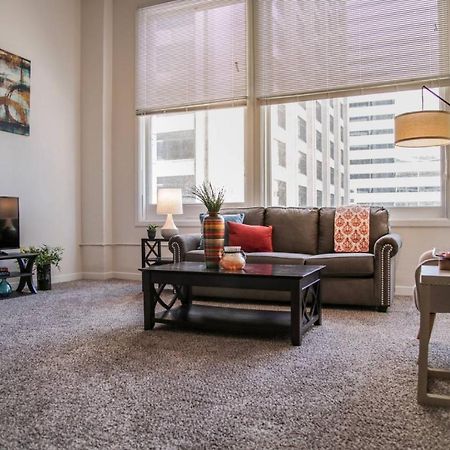 Amazing Central Downtown 1Br W City Views Apartment Indianapolis Exterior photo